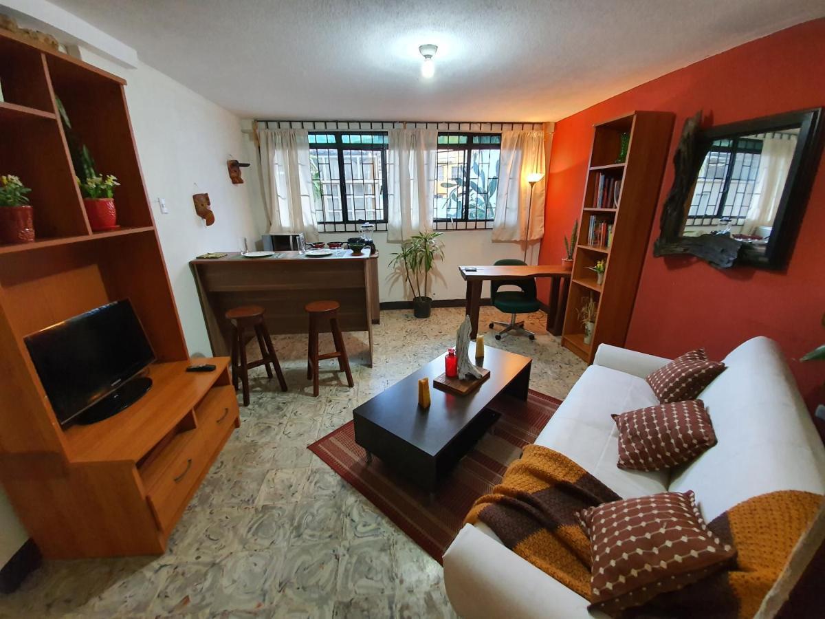 Estu Habitaciones Guatemala City Номер фото
